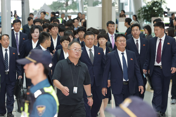 'AFC 여자 챔피언스리그 우승' 내고향축구단, 북한으로