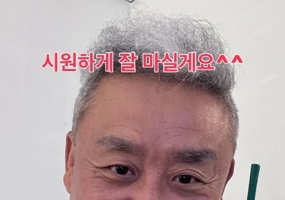 '멸공커피' 이어 또 '스벅 사랑' 인증한 보수 최준용…"감사 쪽지도 받았다"