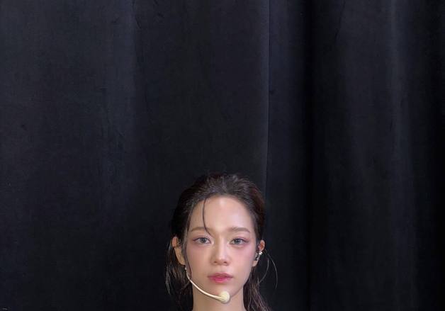 아이돌로 돌아온 김세정, 반짝반짝 빛나는 미모 [N샷]