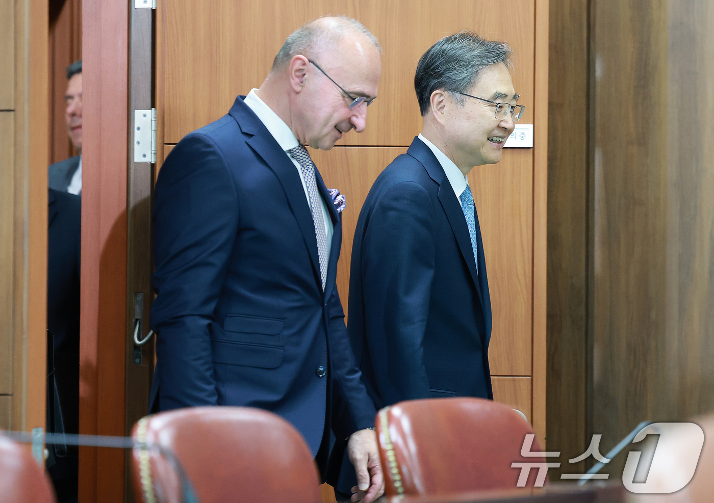 (서울=뉴스1) 임세영 기자 = 조현 외교부 장관과 고르단 그를리치 라드만 크로아티아 외교유럽부 장관이 25일 서울 종로구 외교부 청사에서 열린 한-크로아티아 외교장관 회담에 참석 …