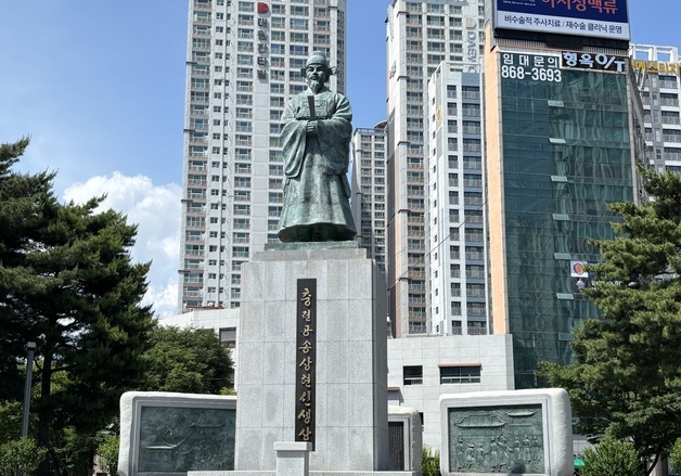 '임진왜란 터진 날' 충렬사선 제향…충렬공 송상현 광장은 '쓸쓸'