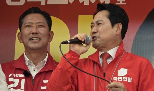 구미 찾은 장동혁 "6월 3일 스벅커피 들고 이재명·민주당 심판하자"