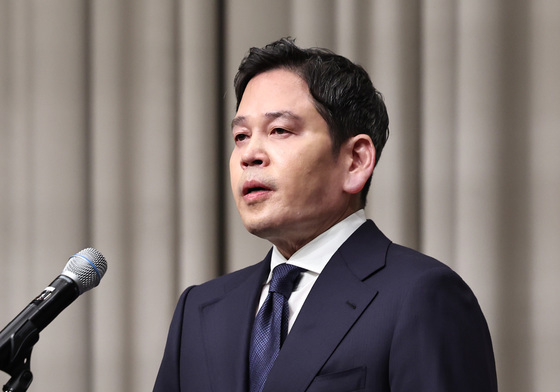 정용진 회장, '스타벅스 탱크데이 논란' 대국민사과문 발표