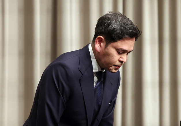 정용진 회장 "진심으로 머리 숙여 사죄"