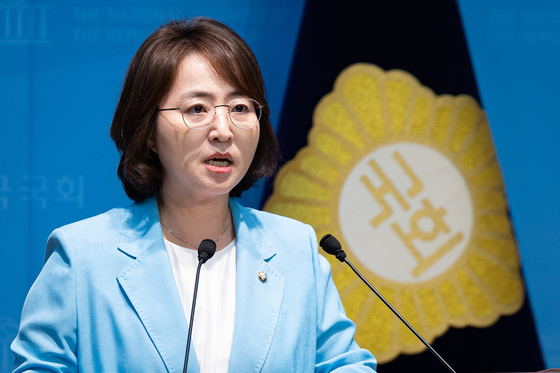 GTX-A 삼성역 철근누락 부실시공 관련 브리핑하는 이주희 민주당 원내대변인