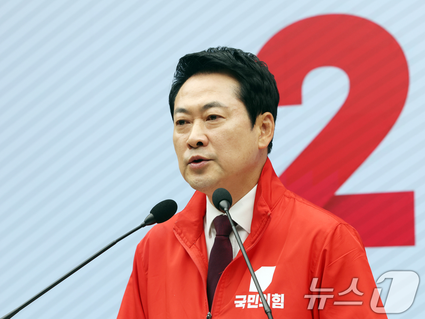 (서울=뉴스1) 황기선 기자 = 장동혁 국민의힘 대표가 26일 오전 서울 여의도 중앙당사에 마련된 제9회 전국동시지방선거 종합상황실에서 기자회견을 하고 있다. 2026.5.26/뉴 …