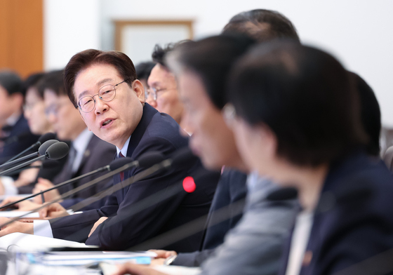 이재명 대통령 '중동전쟁 관련 대응현황 질문'