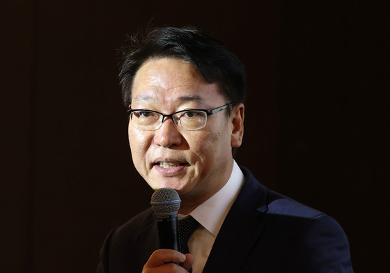 인사말하는 김두남 부사장
