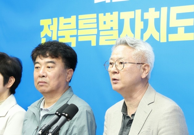 민주당 전북도의원·당원들 김관영으로 이탈…"소신 투표하자"