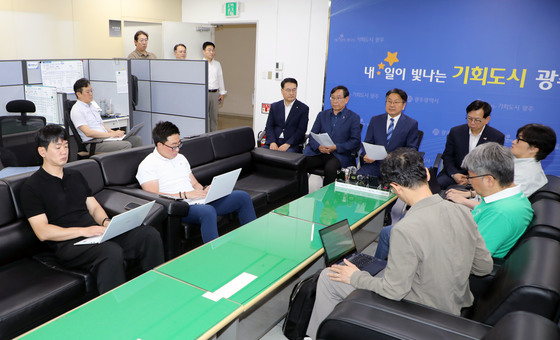 강기정 시장 "신세계 광주 사업 스벅 논란과 별개…계획대로 추진"
