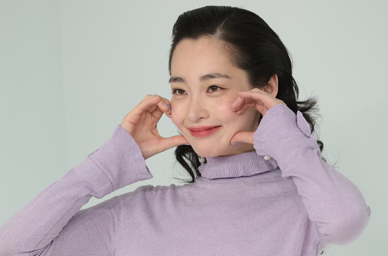 김민하, 사랑스러운 볼 하트