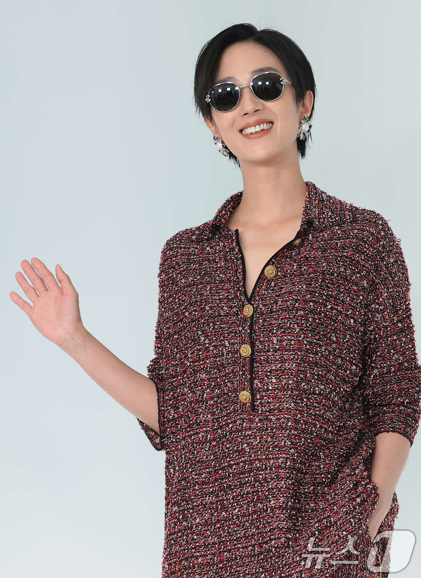 (서울=뉴스1) 권현진 기자 = 대만 배우 계륜미가 26일 서울 영등포구 퐁비두센터에서 열린 샤넬 '2026 공방 컬렉션 서울 쇼'에 참석해 포즈를 취하고 있다. 2026.5.26 …