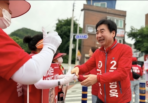 김영욱 부산진구청장 후보 "'활력 도시' 완성할 것"