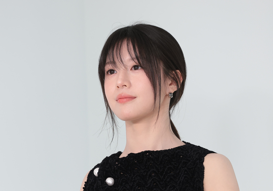 고윤정, 완벽 미모