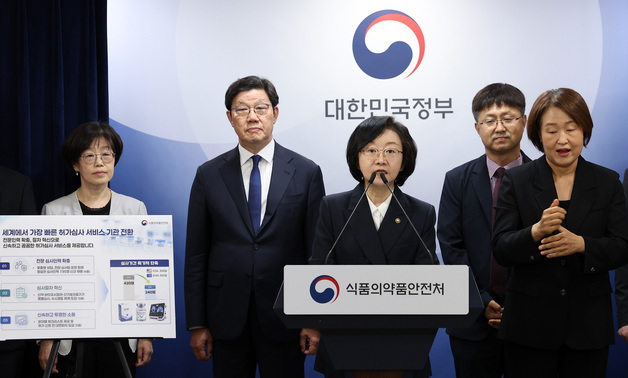 신약 허가심사 420일→240일…제약협·셀트리온·환자들 '환영'(종합)