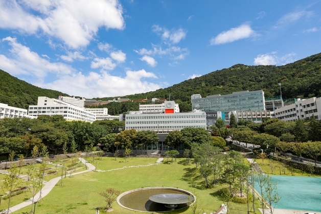 동아대, 외국인 딥테크 인재 100명 양성…41억 확보