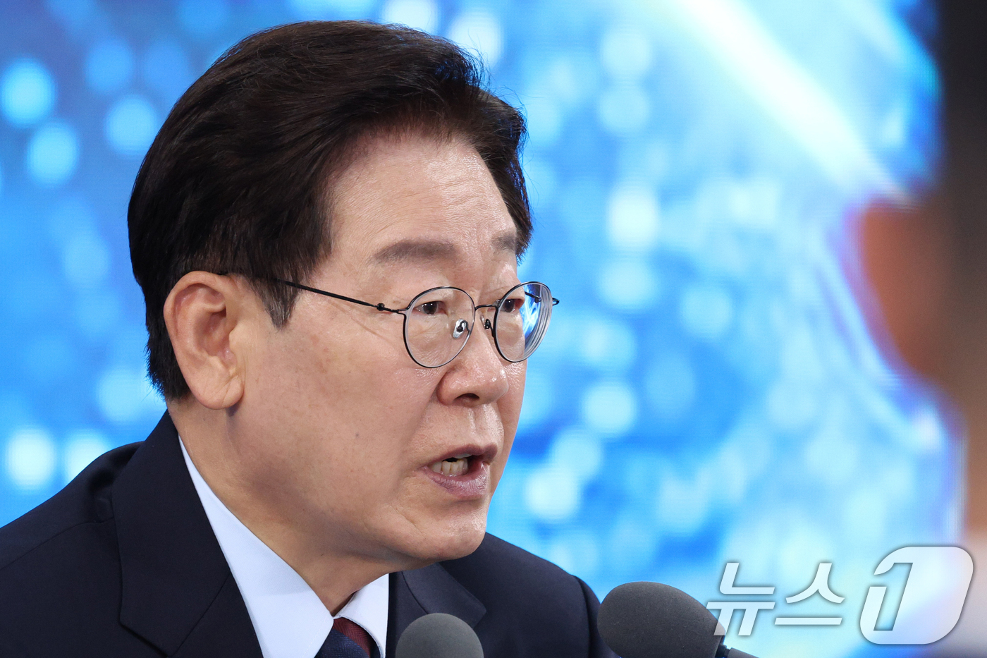 (창원=뉴스1) 허경 기자 = 이재명 대통령이 26일 경남 창원시 진해구에서 열린 제1회 미래국방전략위원회에서 발언을 하고 있다. (청와대통신사진기자단) 2026.5.26/뉴스1