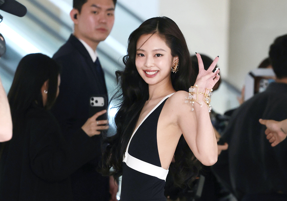 블랙핑크 제니, 독보적인 분위기