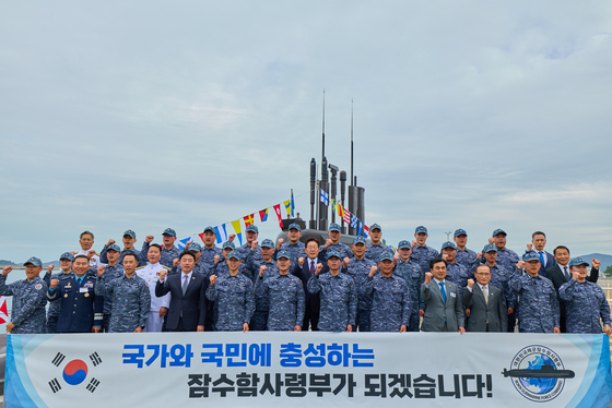 이재명 대통령 '신채호함 승조원과 파이팅'