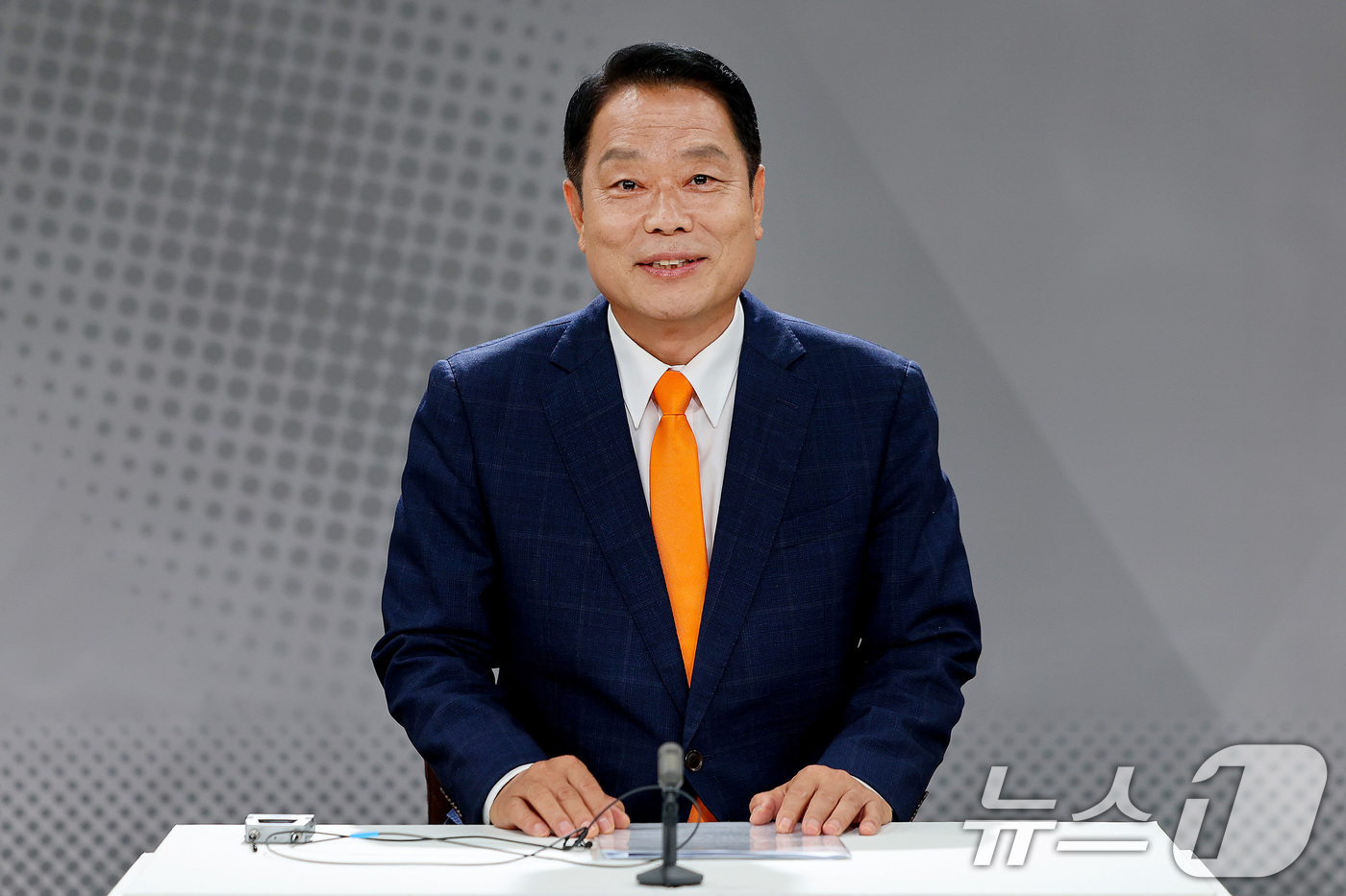 (대구=뉴스1) 공정식 기자 = 이수찬 개혁신당 대구시장 후보가 26일 오후 대구MBC 스튜디오에서 열린 제9회 전국동시지방선거 대구시장 후보자 토론회에서 발언하고 있다. 2026 …