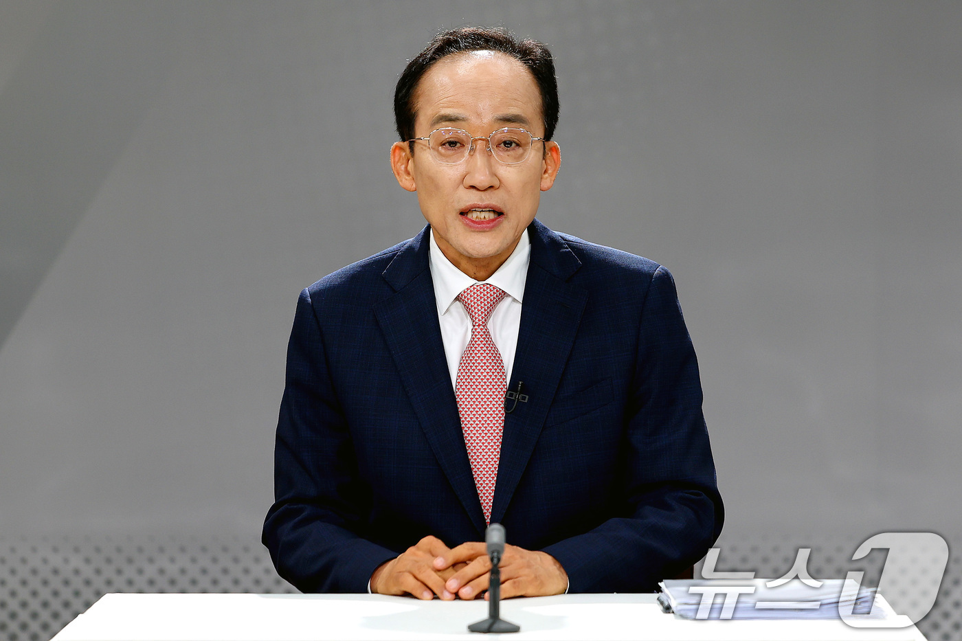 (대구=뉴스1) 공정식 기자 = 추경호 국민의힘 대구시장 후보가 26일 오후 대구MBC 스튜디오에서 열린 제9회 전국동시지방선거 대구시장 후보자 토론회에서 발언하고 있다. 2026 …