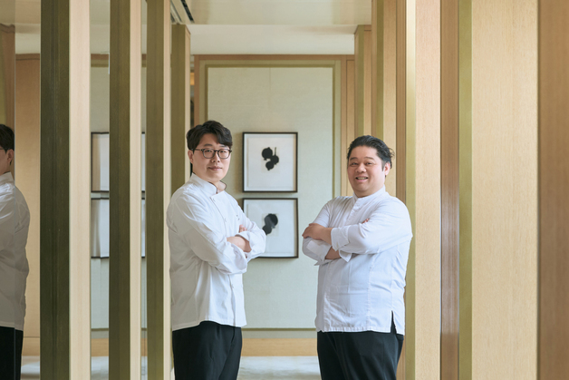 서울신라호텔, 도쿄 미쉐린 2스타 '오마쥬'와 포핸즈 진행