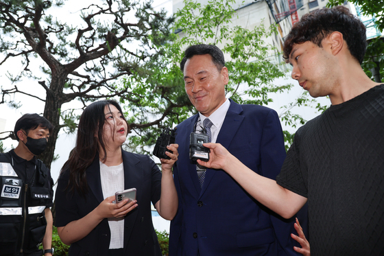 미소짓는 김명수 전 합참의장