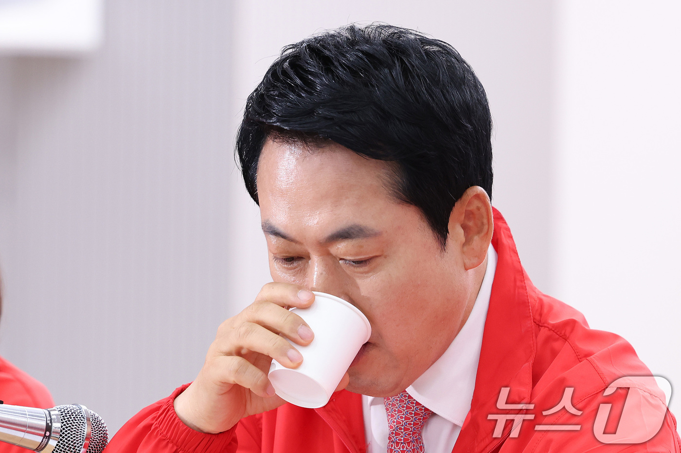 (서울=뉴스1) 신웅수 기자 = 장동혁 국민의힘 대표가 27일 서울 여의도 국민의힘 당사에서 열린 중앙선거대책위원회의에서 발언하고 있다. 2026.5.27/뉴스1