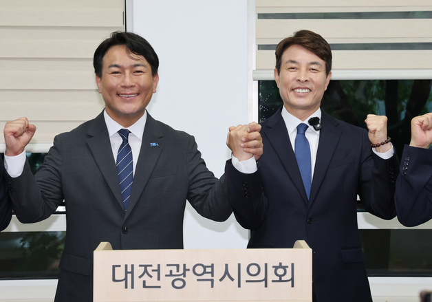 전문학-유지곤 서구청장 단일화 선언