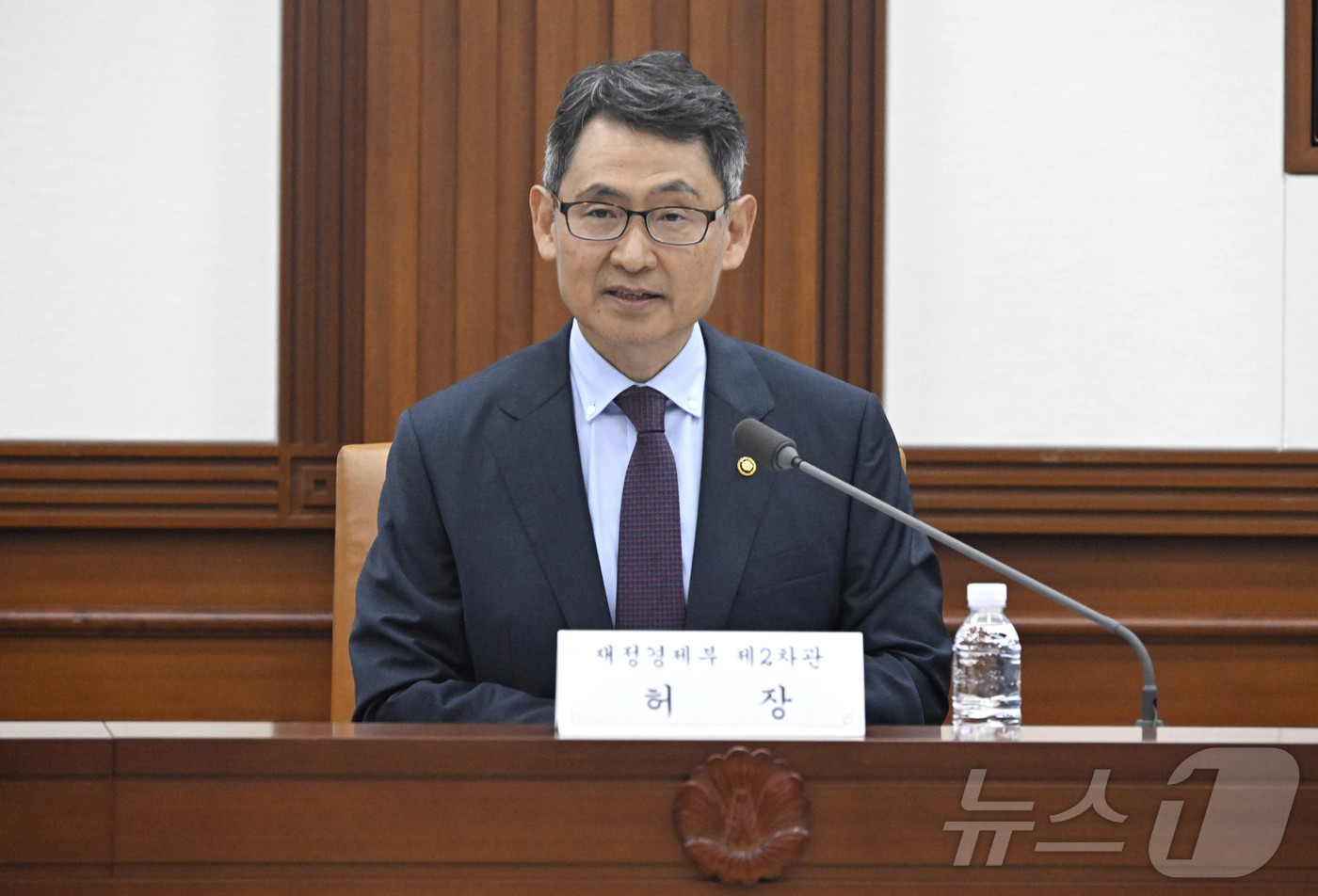 (서울=뉴스1) = 허장 재정경제부 차관이 27일 서울 종로구 정부서울청사에서 열린 K-마루 업무협약식을 주재하고 있다. (재정경제부 제공. 재판매 및 DB 금지)  2026.5. …