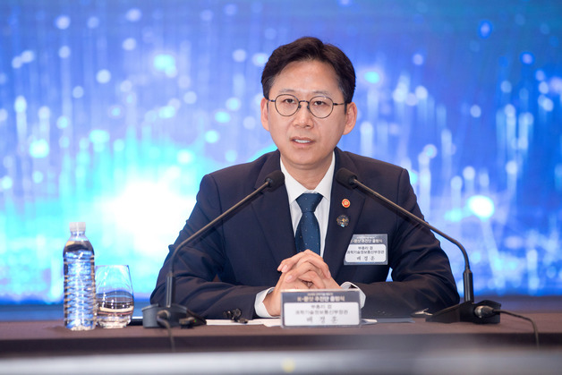 배경훈 "AI 핵심인재 양성…유연성·개방성·공존 강조"