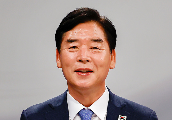 발언하는 오중기 후보