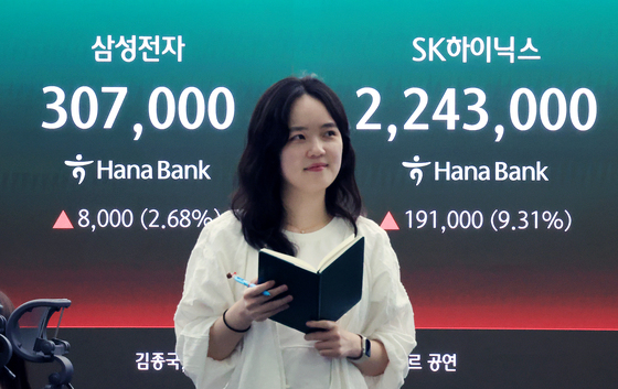 삼성전자 시총 2000조 돌파…SK하닉은 '1조 달러 클럽' 합류(종합)