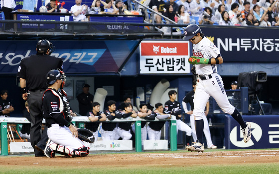 1점 앞서 나가는 두산