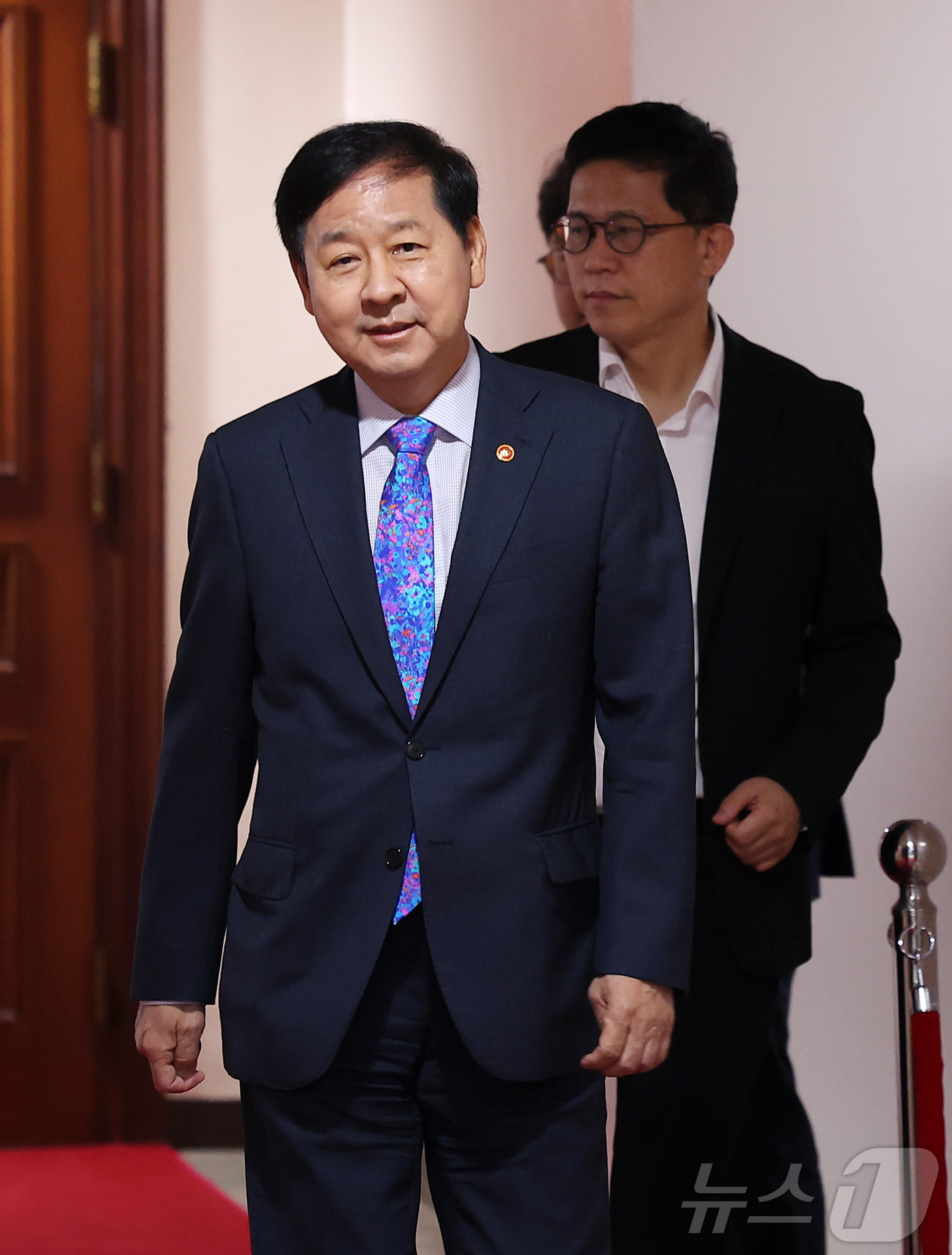 (서울=뉴스1) 김성진 기자 = 구윤철 경제부총리 겸 재정경제부 장관이 28일 서울 종로구 정부서울청사에서 열린 제17차 비상경제본부회의에서 참석하고 있다. 2026.5.28/뉴스 …