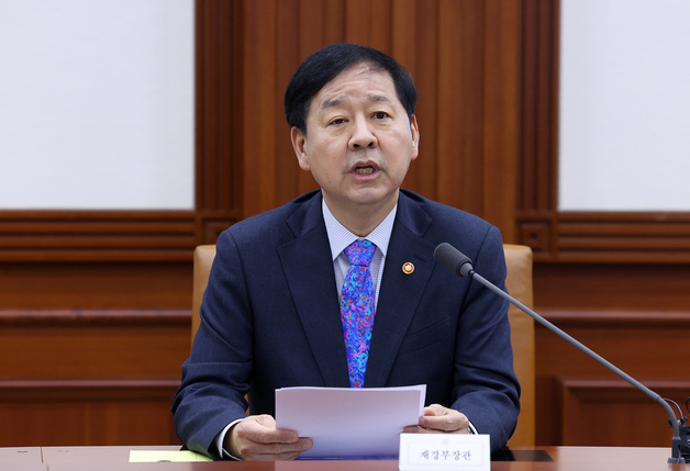 구윤철 "韓이 만들고 세계가 따라오는 K-뷰티 시대 열겠다"