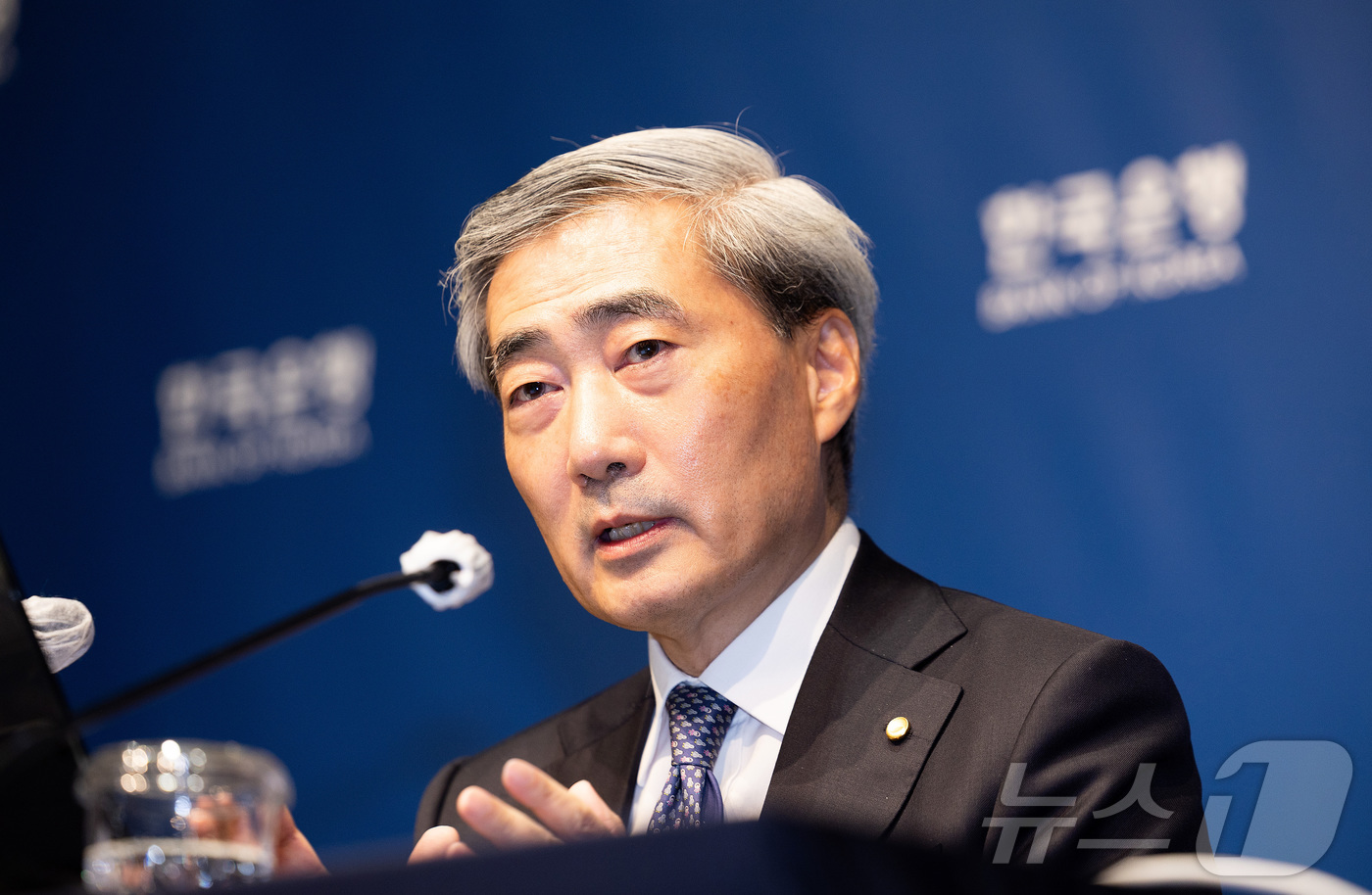 (서울=뉴스1) 사진공동취재단 = 신현송 한국은행 총재가 28일 서울 중구 한국은행 본관에서 열린 통화정책방향 기자간담회에서 발언하고 있다. 2026.5.28/뉴스1