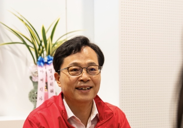 윤용근 공주·부여·청양 보선 후보 "거대 여당 입법독주 견제할 것"