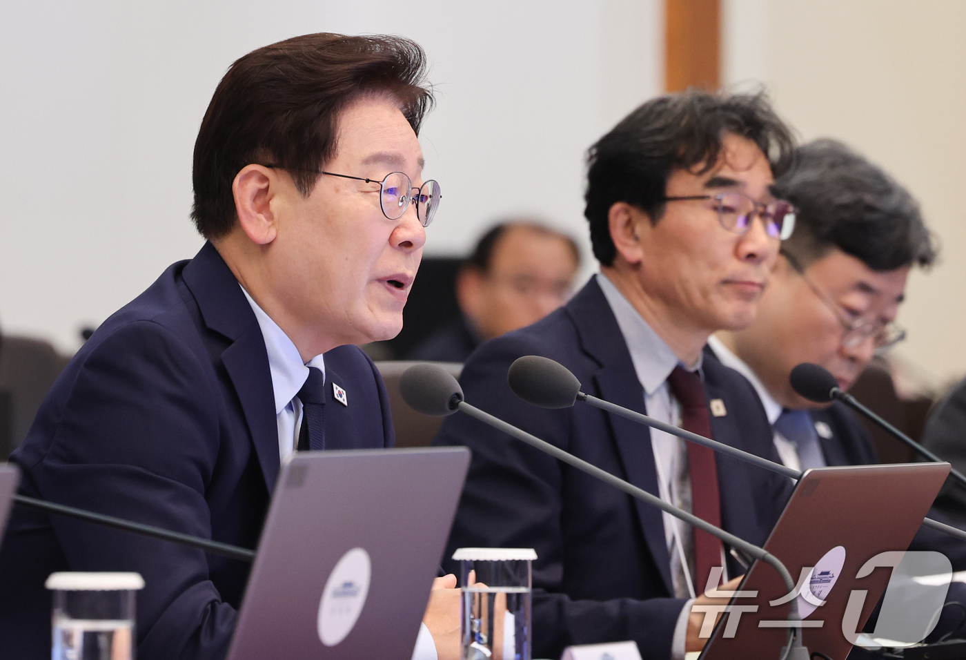 (서울=뉴스1) 이재명 기자 = 이재명 대통령이 28일 청와대에서 열린 수석보좌관회의에서 발언하고 있다. 2026.5.28/뉴스1