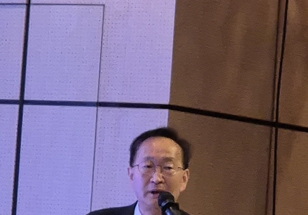 통일차관, 국민대서 특강…"한반도 평화 공존 새 관계로 나아가야"