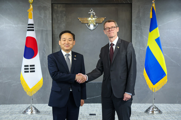 한-스웨덴 국방 차관 회담…"유럽-인태지역 간 국방·방산 협력 강화"