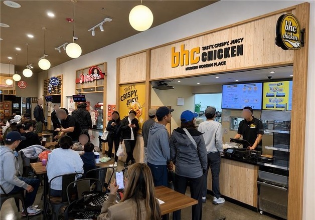 bhc, 美 아시안  슈퍼체인 'H마트' 입점…"주말 매출 1000만원 ↑"