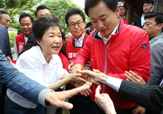 박근혜, 아버지 하숙했던 문경 청운각 방문