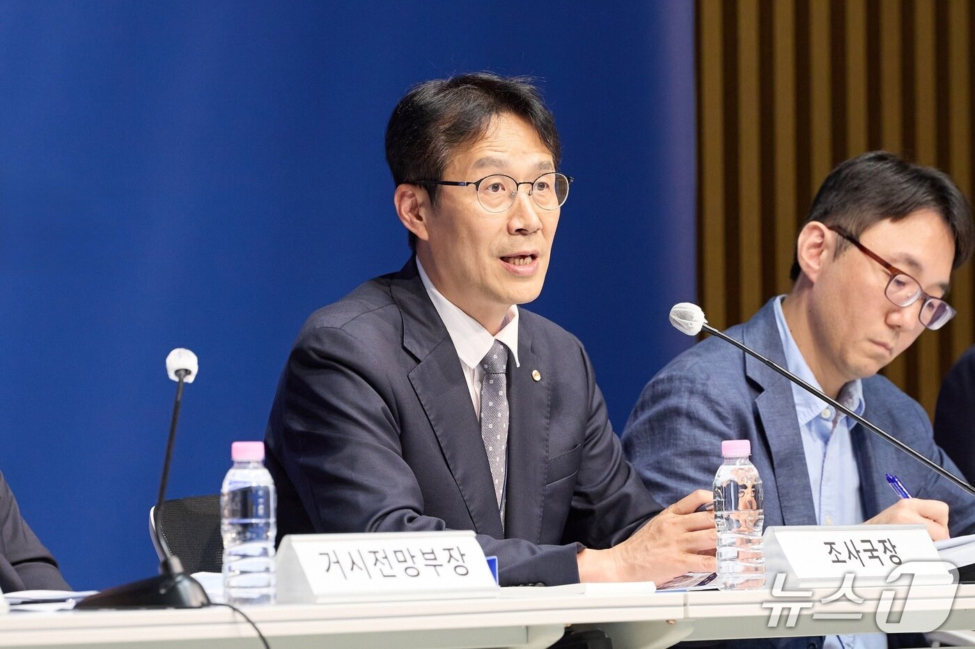본문 이미지 - 이지호 한국은행 조사국장이 28일 한은 본관에서 열린 '2026년 5월 경제전망 설명회'에서 발언하고 있다.(한국은행 제공)