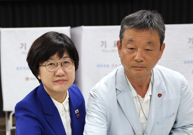사전투표하는 고의숙 제주도교육감 후보