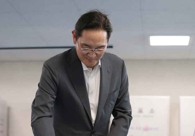사전투표 하는 이재용 삼성전자 회장