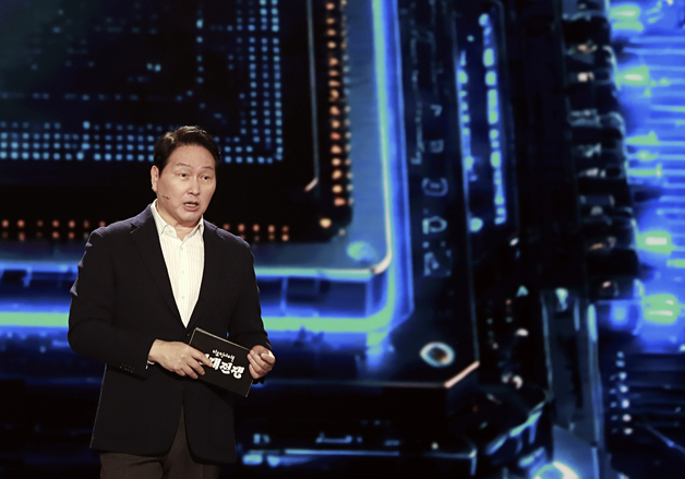 최태원의 파격 '학벌 철폐'…"AI는 못하는 '3대 근육' 키워라"
