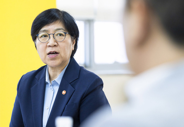 "처벌만으론 못 끊는다"…마약 중독 치료·재활에 134억 투입