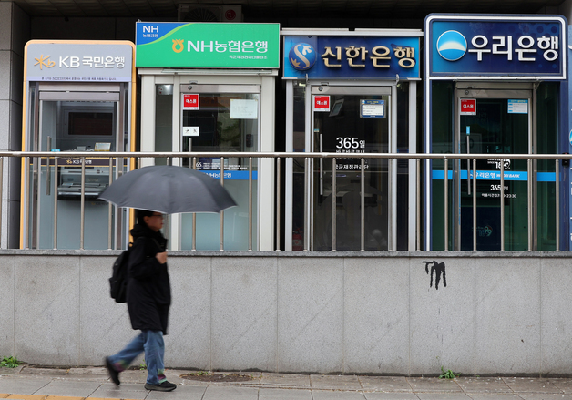 "AI 못하면 뒤처진다" 4대 금융, 하반기 전략회의 돌입…키워드는 'AX'