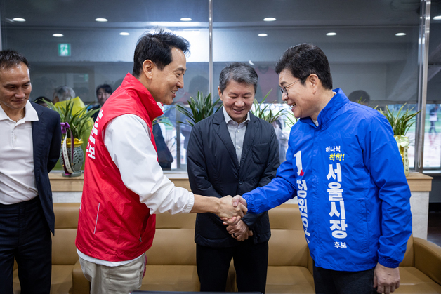 정원오 '반려가족·관광특구' vs 오세훈 '교통 대전환'…주말 공약 대결(종합)